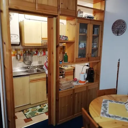 Casa Ilaria 아파트 아베토네